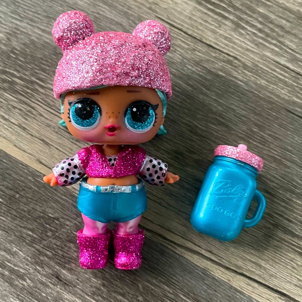 LOL Surprise Doll Glam Glitter Brrr BB